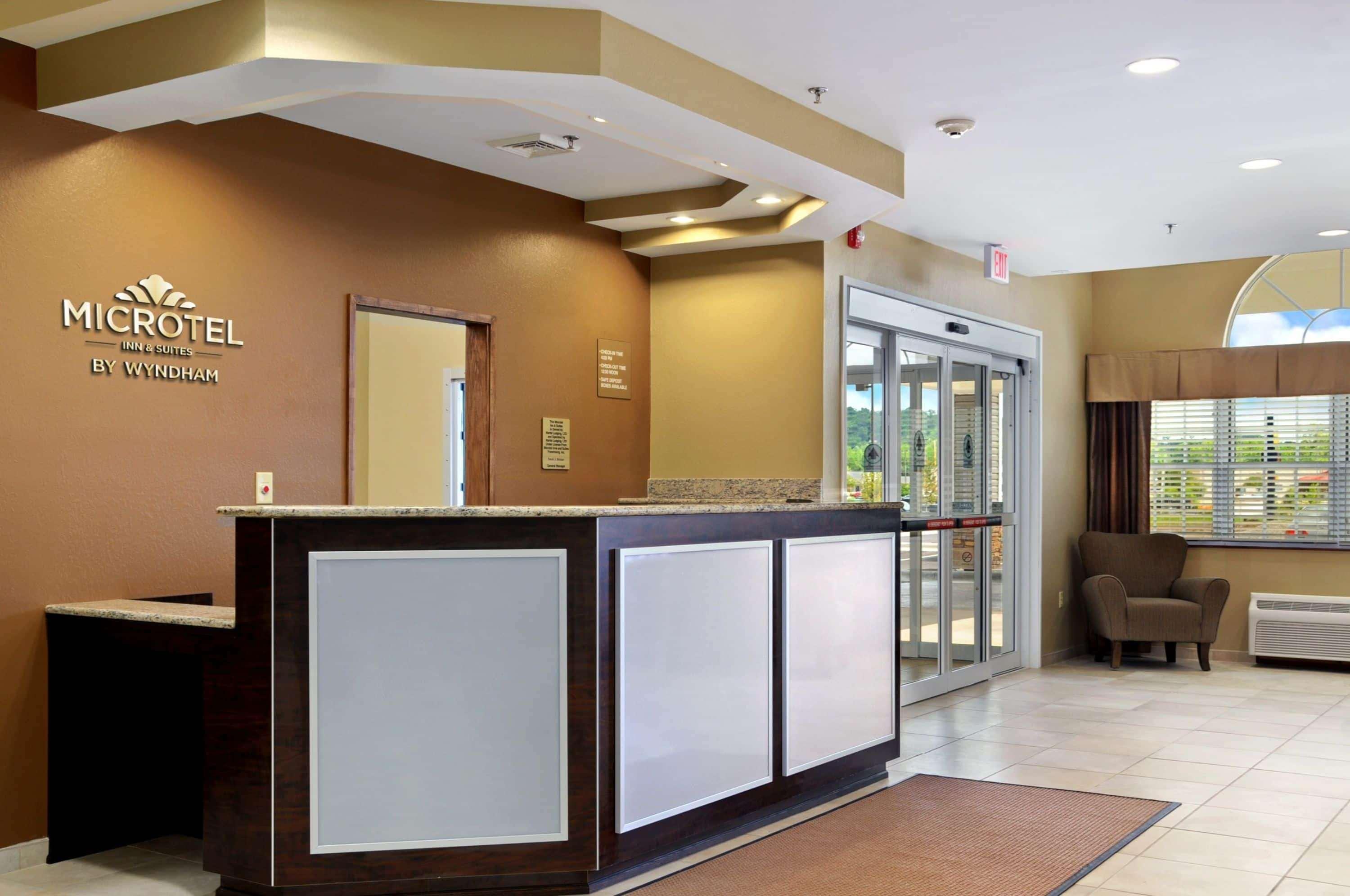 Microtel Inn & Suites By Wyndham Marietta Exterior foto